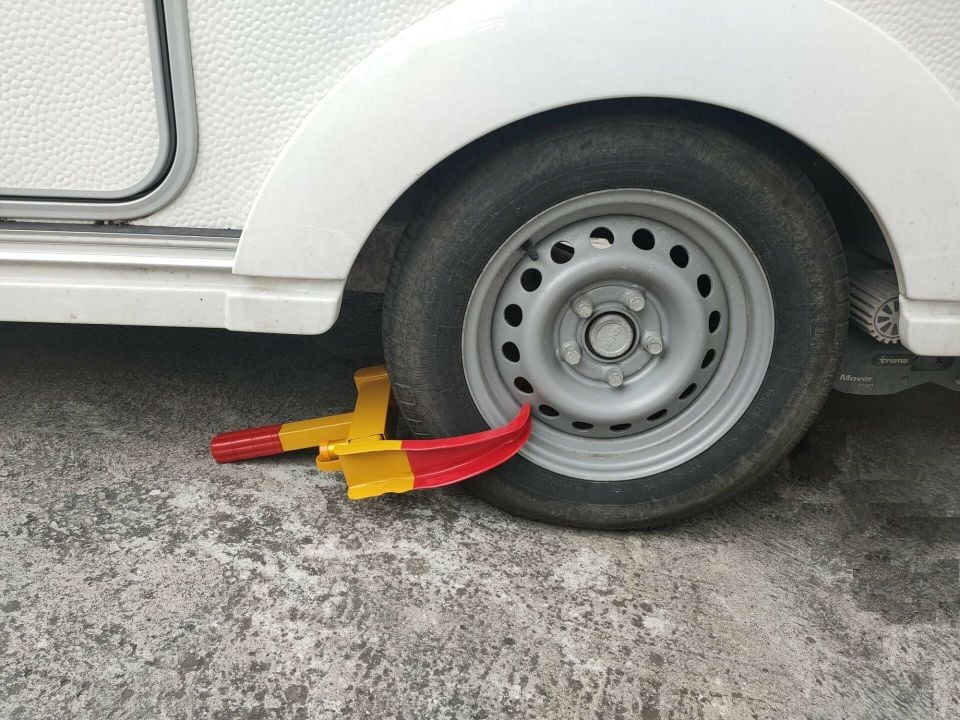 Ece Agro Karavan ve Römork Teker Kilidi